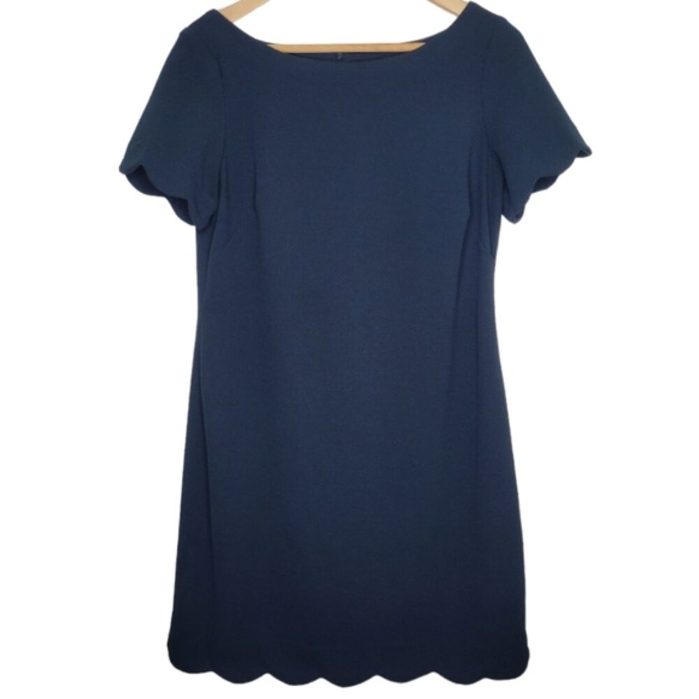 Anne Klein Scalloped Hem Shift Dress Lined Green size 4